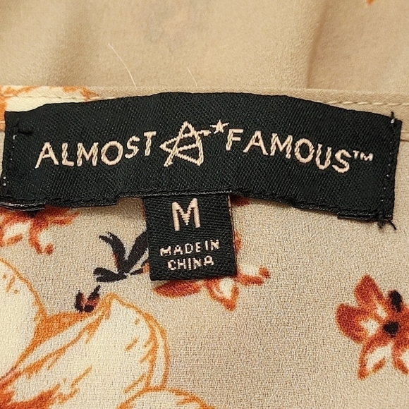 FLORAL Faux Wrap Blouse Size M Stretch Waisted Tunic Top - Picture 8 of 10